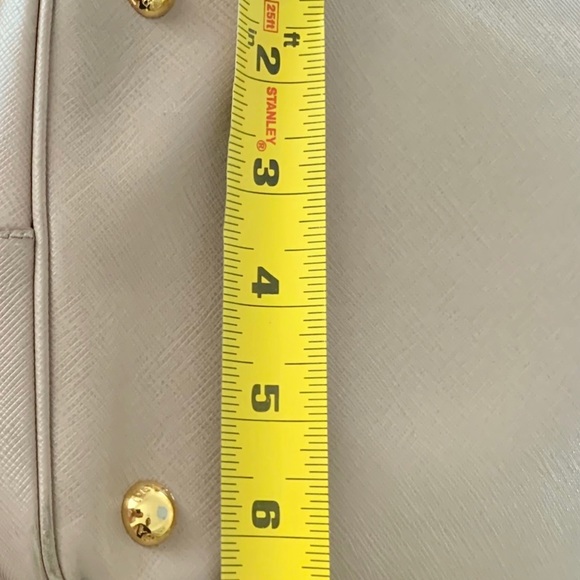 Authentic Prada Saffiano Leather Gardner’s… - Picture 6 of 8